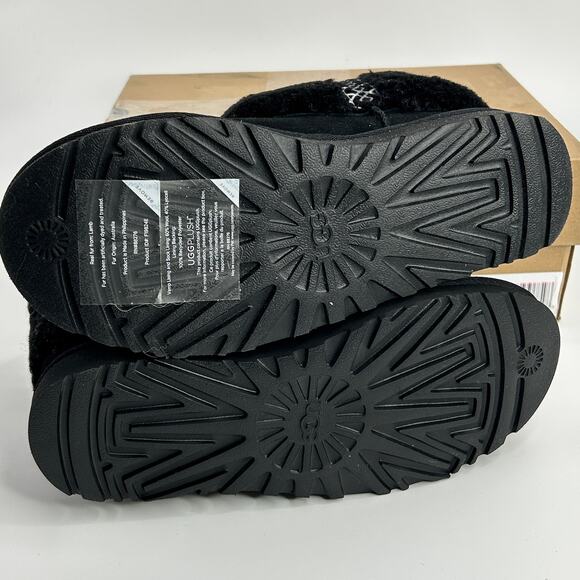 NEW UGG Classic Ultra Mini Braid Slip On Booties in Black Size 7 Sherpa Boot - Picture 5 of 8